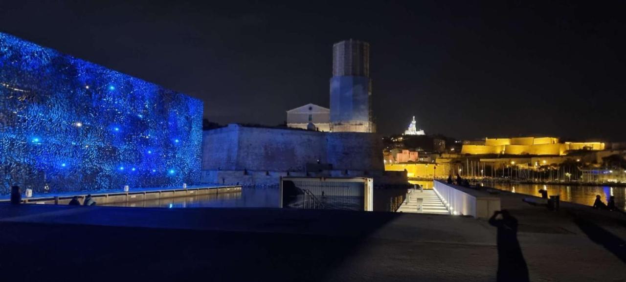 T2 La Joliette Sur Notre Dame Apartamento Marselha Exterior foto